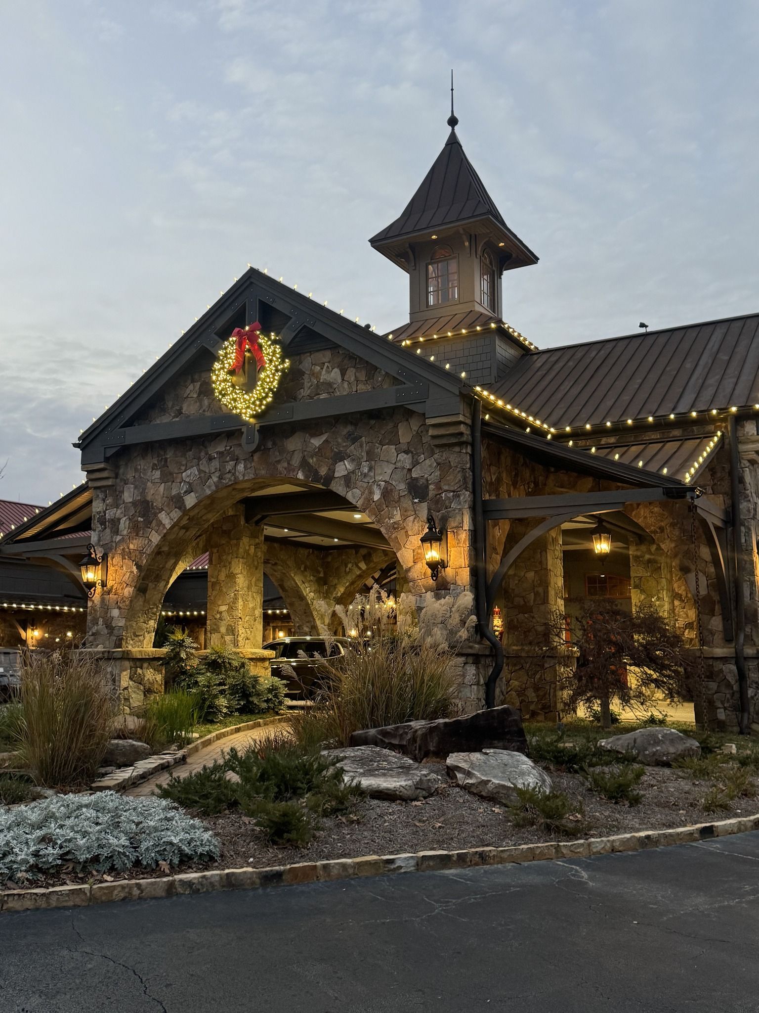 Lanier Islands Legacy Lodge Greets Holiday Guests